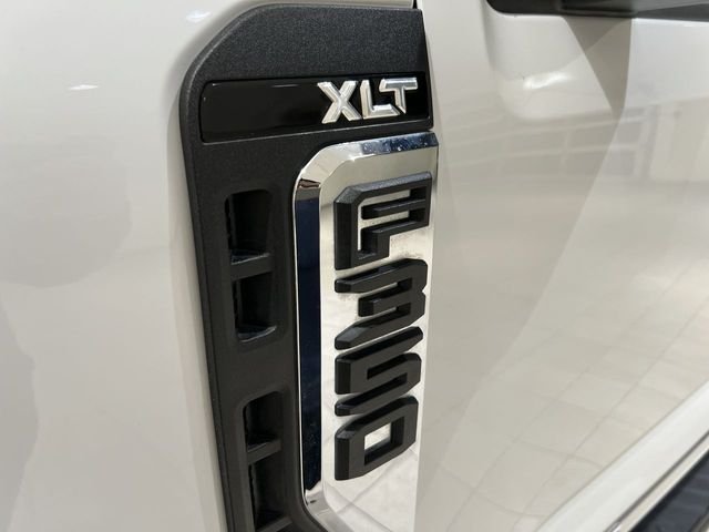 Used 2023 White Ford XLT image 24