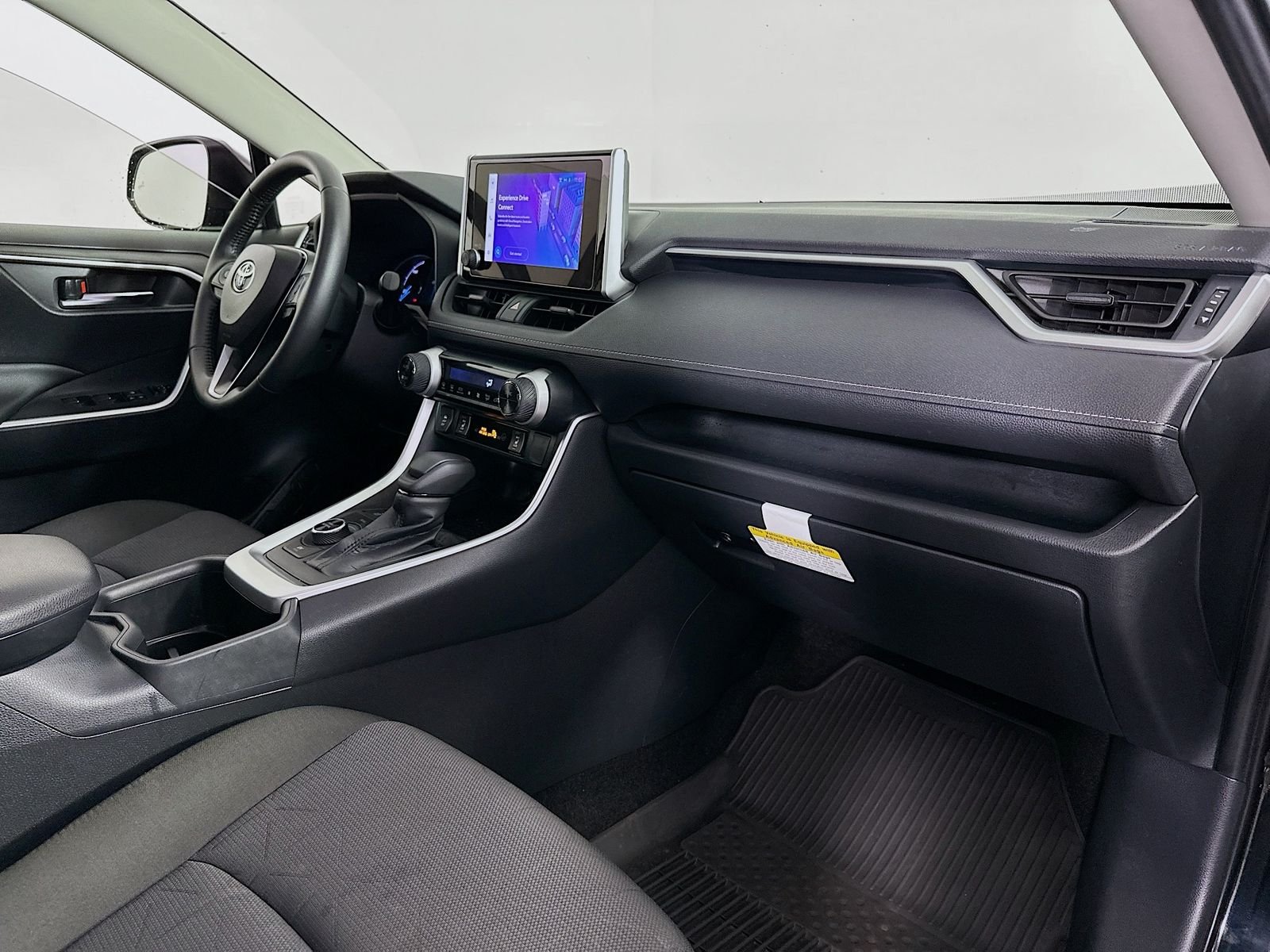 Used 2025 Midnight Black Metallic Toyota XLE image 30