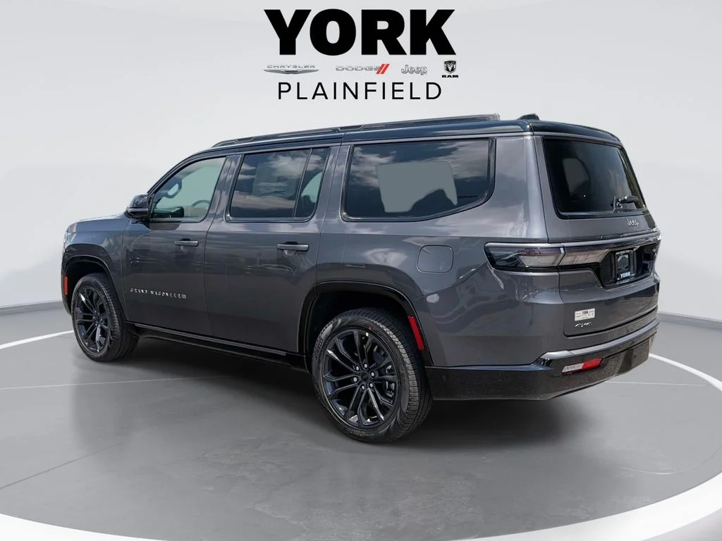New 2026 Baltic-Gray Metallic Clear-Coat Exterior Paint Jeep Summit image 7