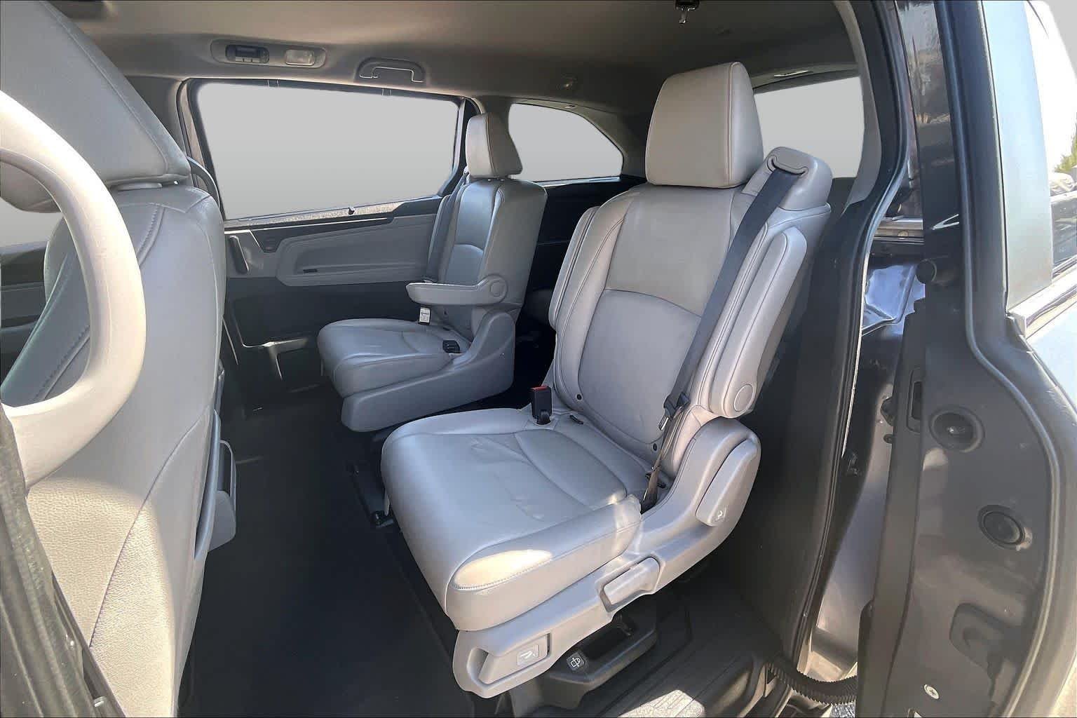 Used 2019 Modern Steel Metallic Honda EX-L image 18