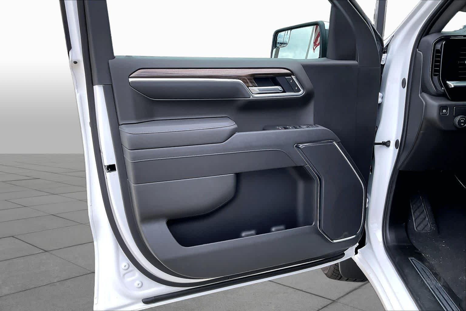 2026 Chevrolet Silverado 1500 LT - Photo 11