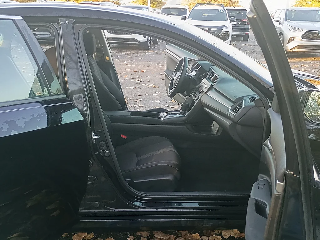Used 2018 BLACK Honda LX image 15