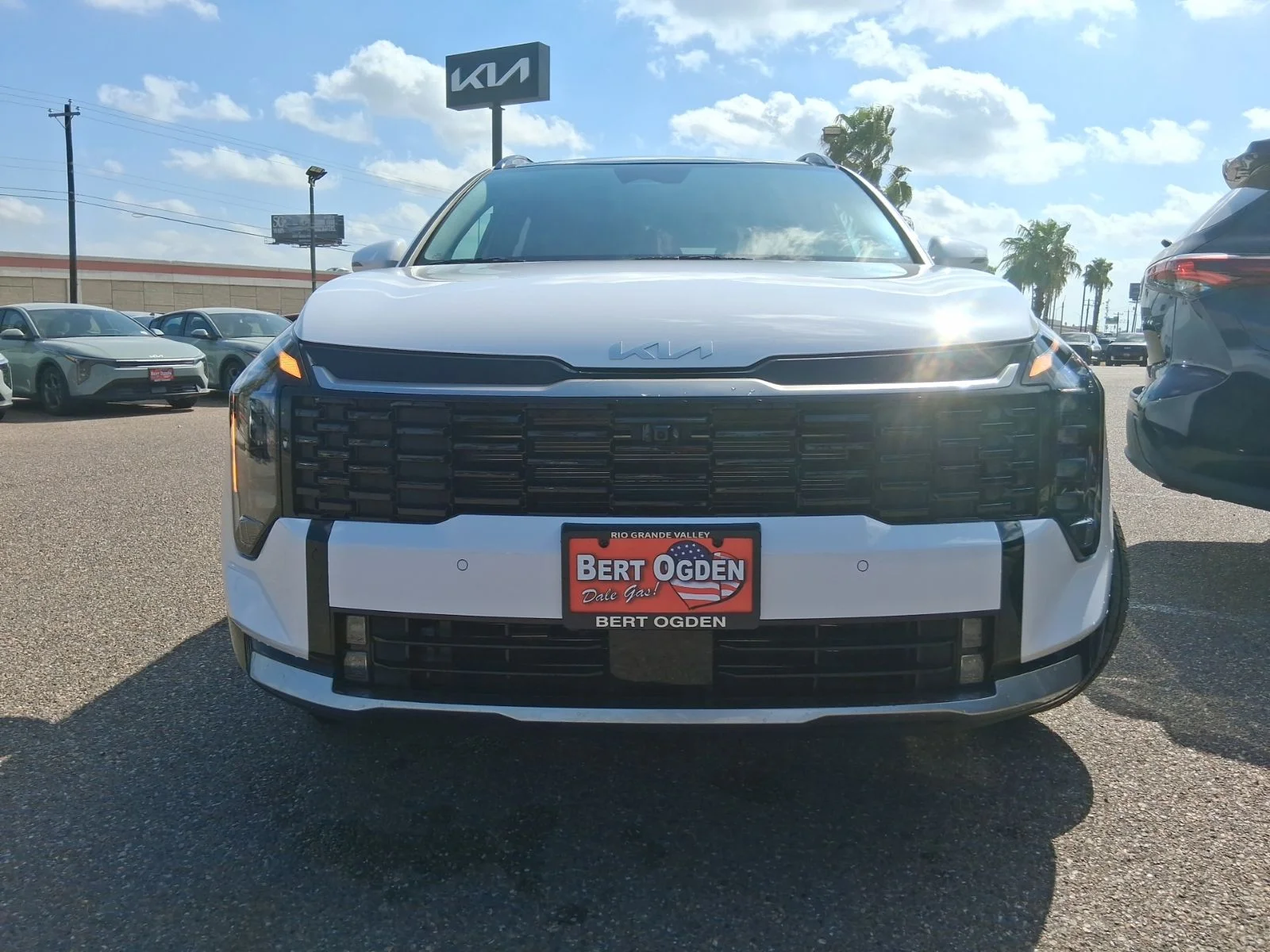 New 2026 White Kia SX-Prestige image 2