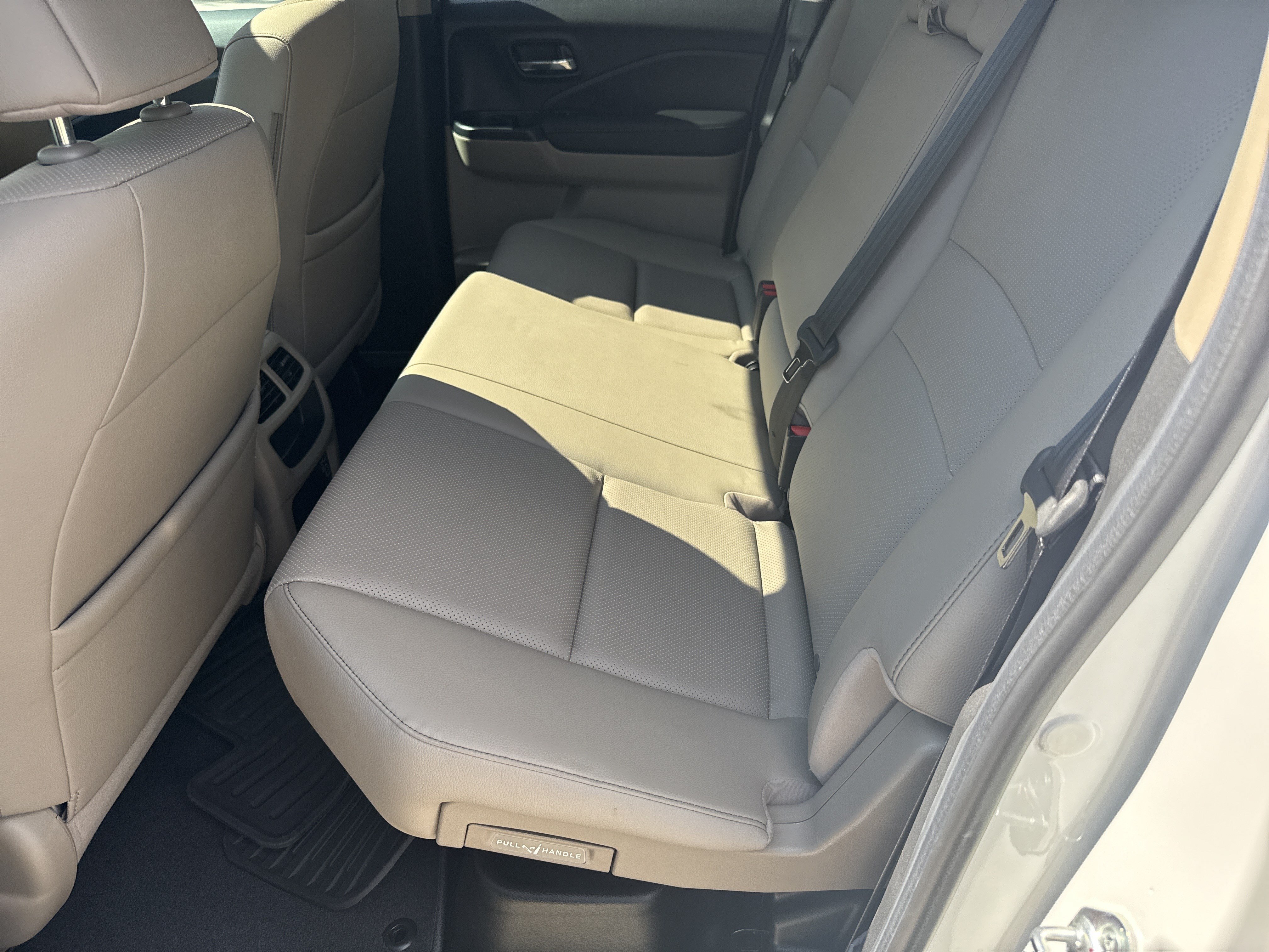 Used 2023 White Honda RTL-E image 19