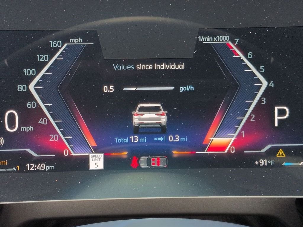 New 2026 Mineral White Metallic BMW xDrive28i image 28