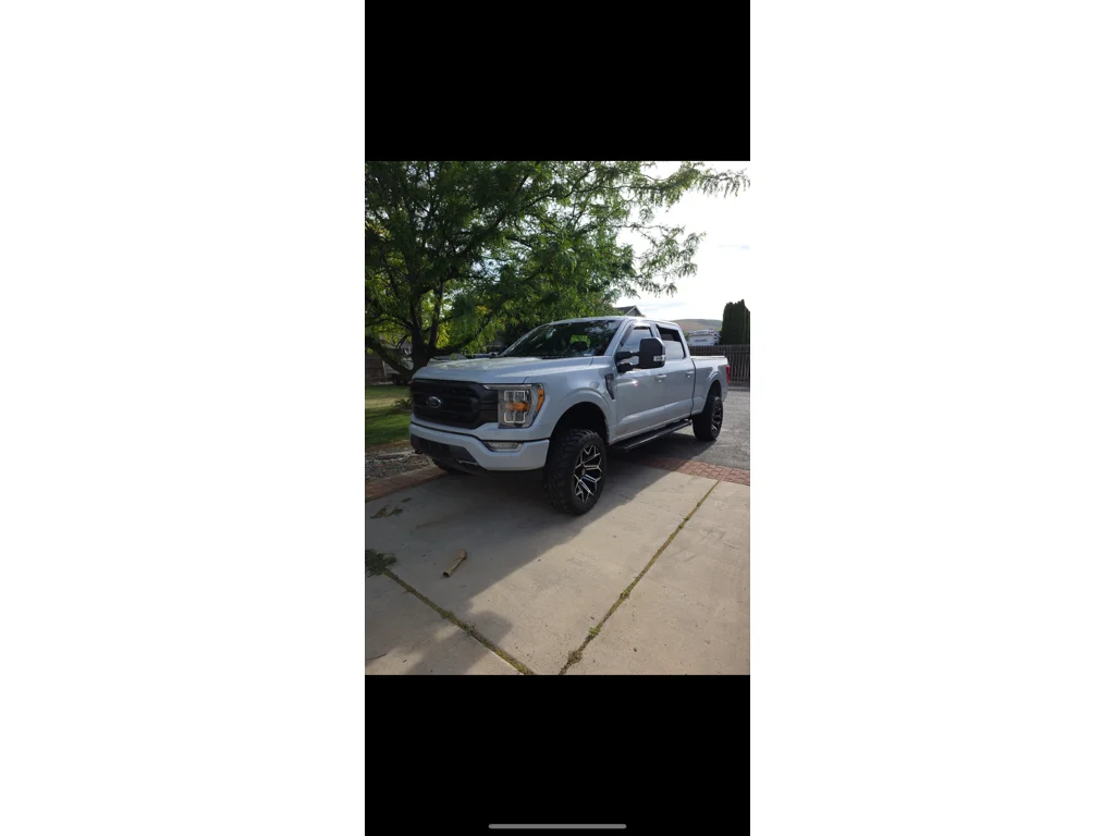 2022 Ford F-150 XLT 4x4 SuperCrew 157 in's photo