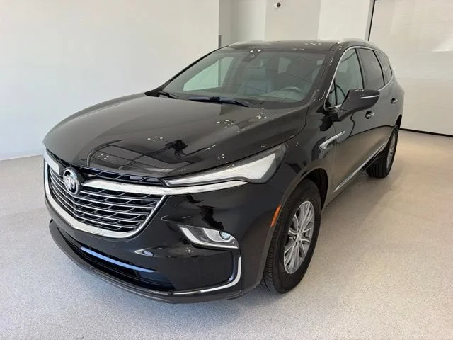 Used 2024 Ebony Twilight Metallic Buick Essence image 3