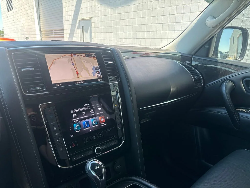 Used 2021 Gray INFINITI LUXE image 16