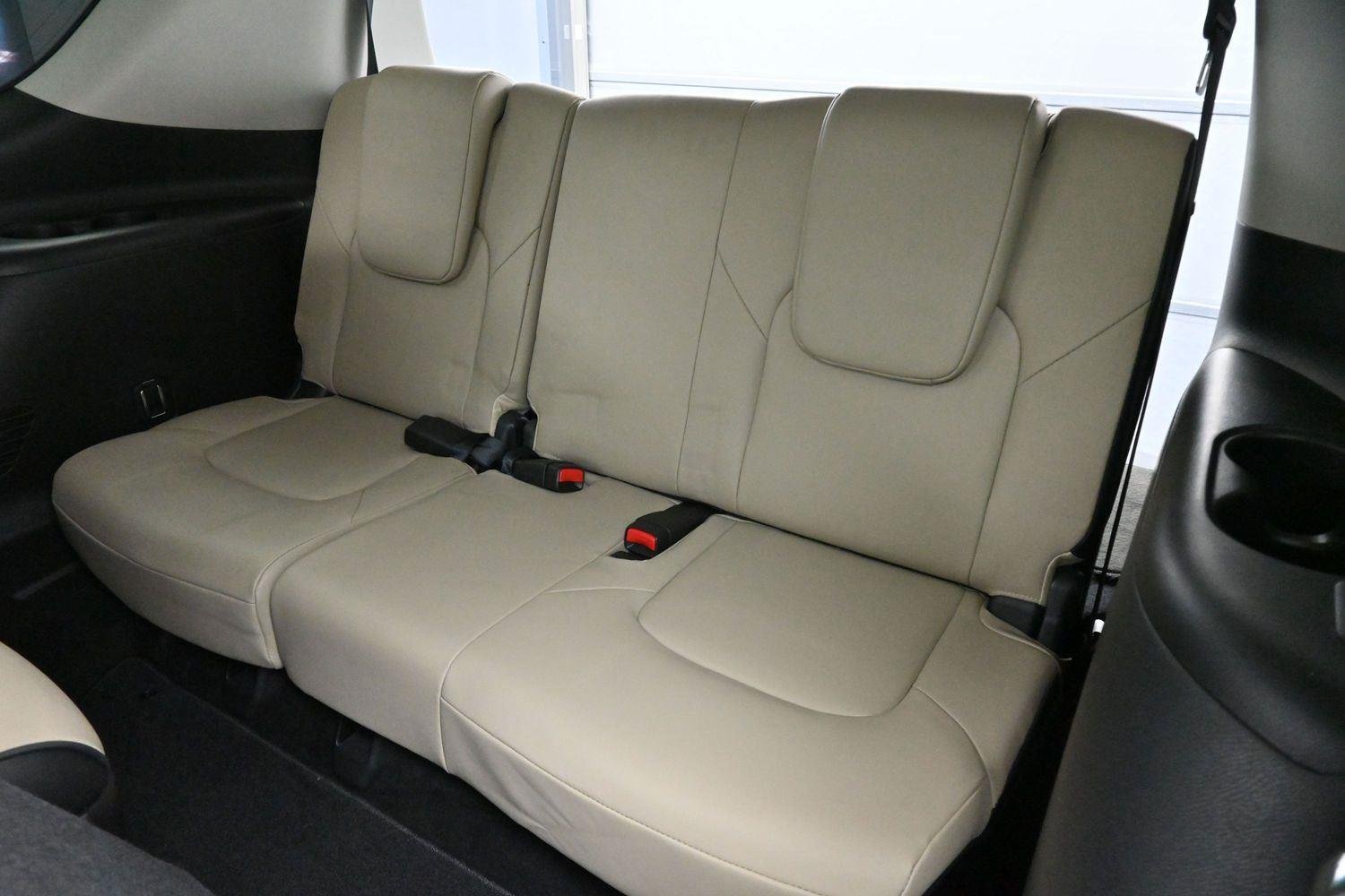 Used 2023 Moonstone White INFINITI PREMIUM SELECT image 39