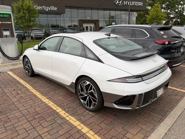 Used 2023 White Hyundai Limited image 6