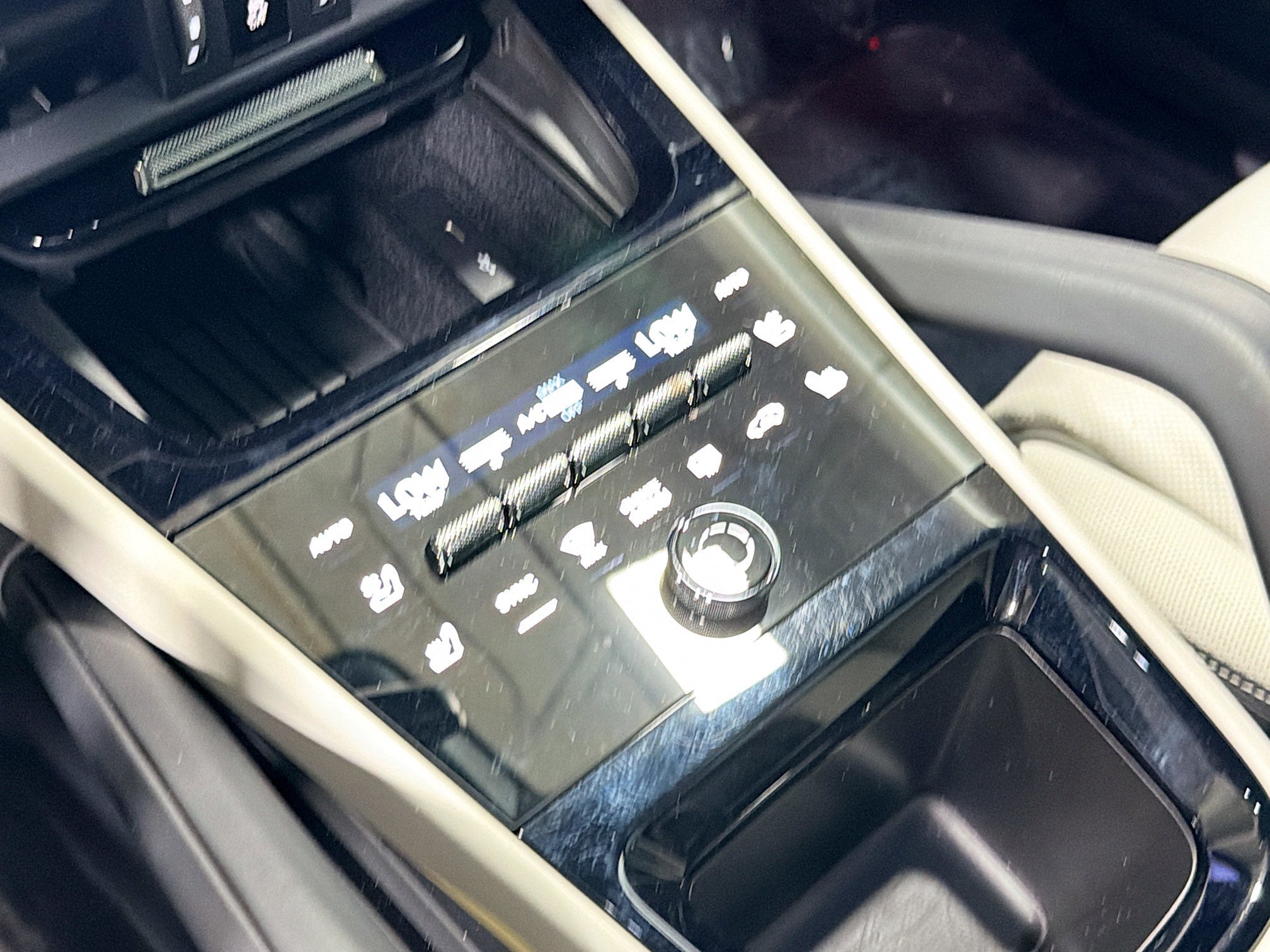 Certified Used 2025 Chromite Black Metallic Porsche S E-Hybrid image 28