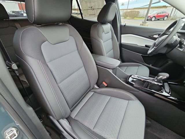 2026 Chevrolet Trax LT - Photo 26