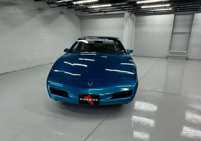 1992 Pontiac Firebird - Photo 6