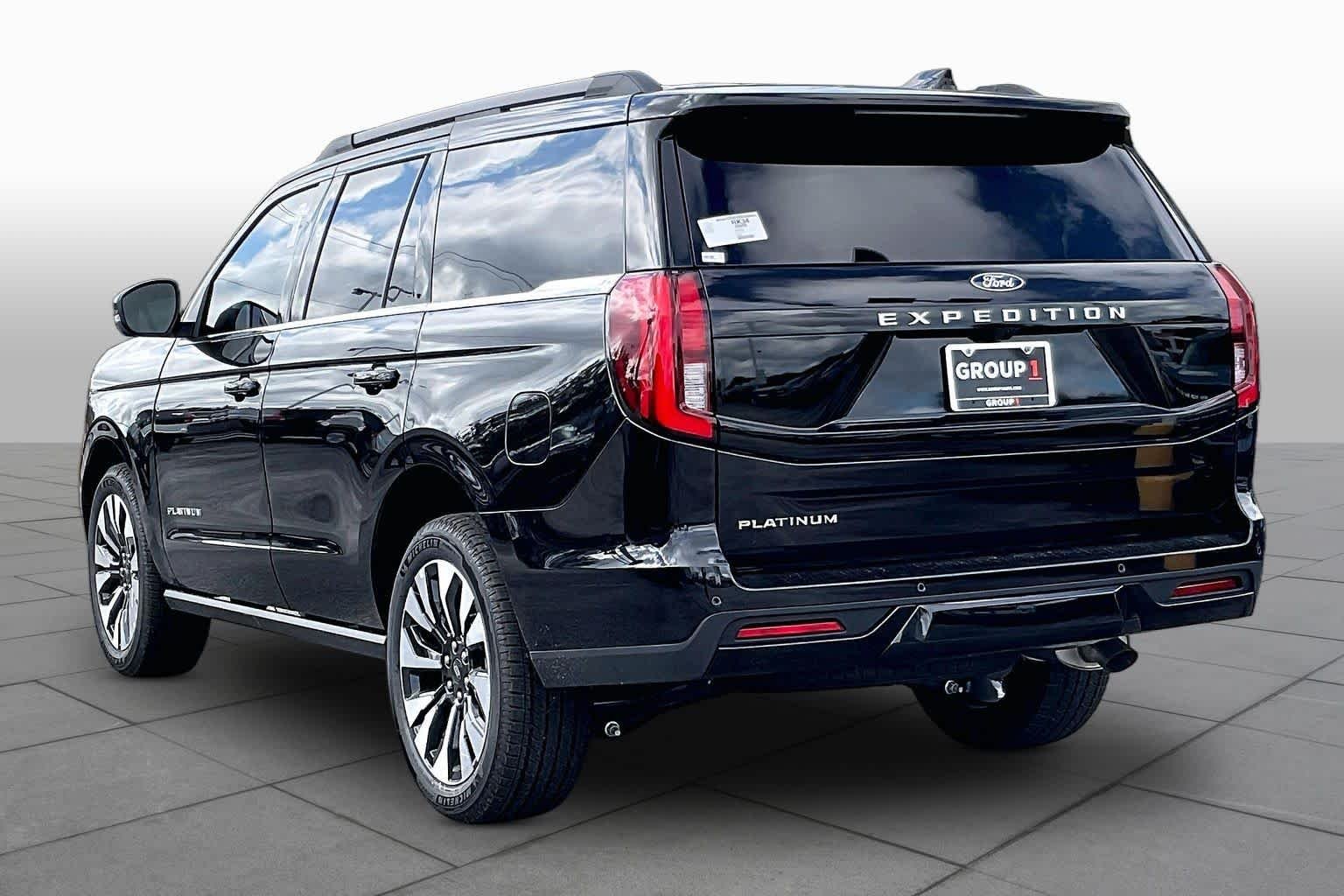 New 2027 Agate Black Metallic Ford Platinum image 9