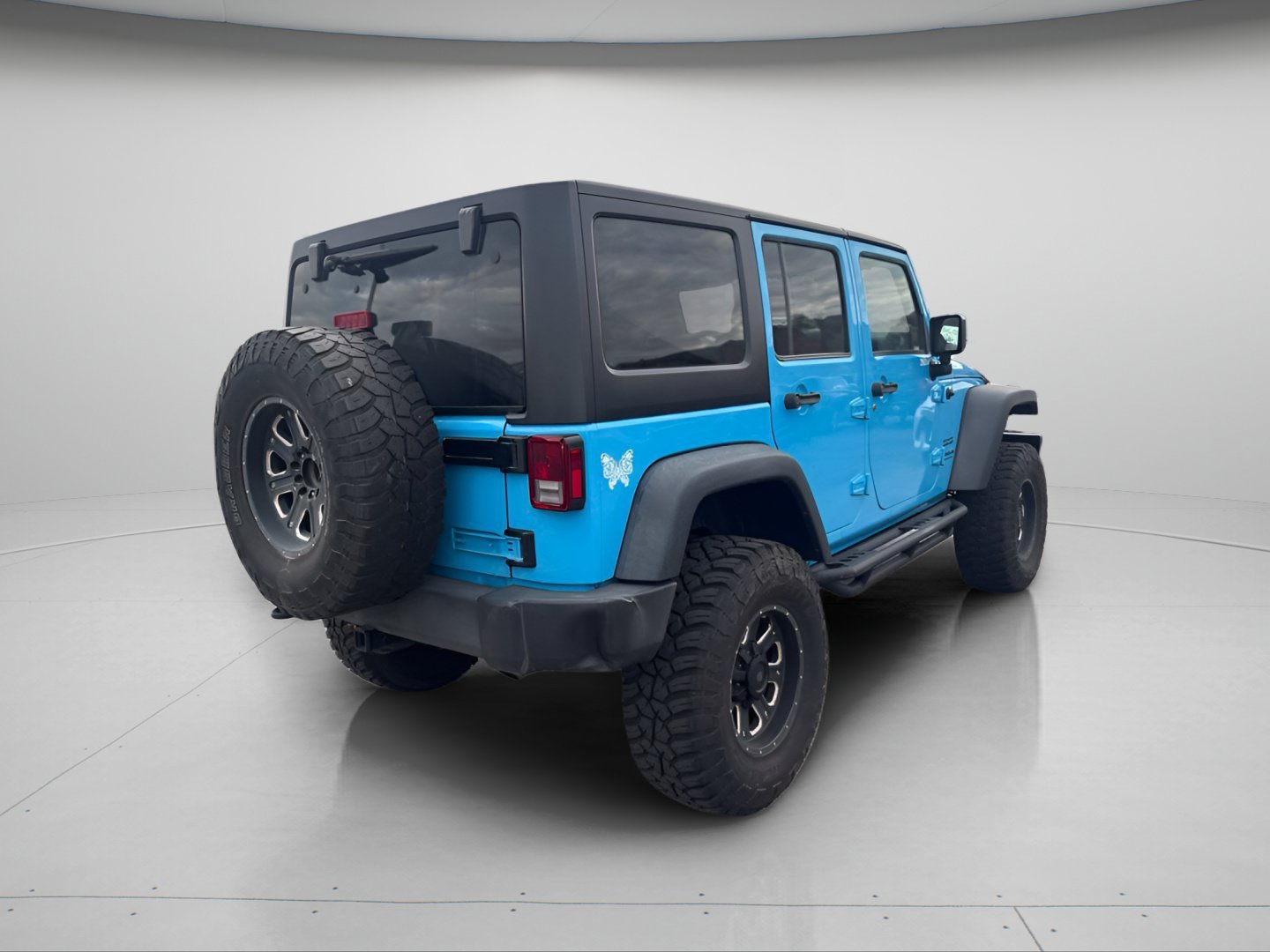 Certified Used 2017 Chief Clearcoat Jeep Unlimited Sport image 8