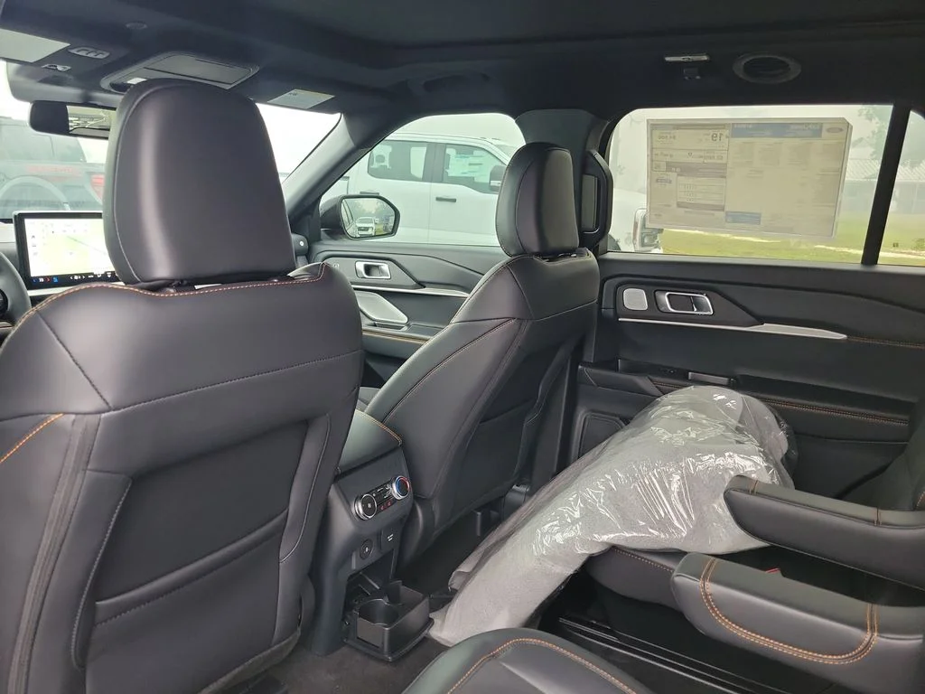 New 2026 Gray Ford Tremor image 26