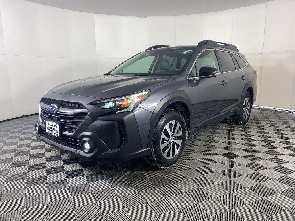 Used 2025 Gray Metallic Subaru Premium image 3