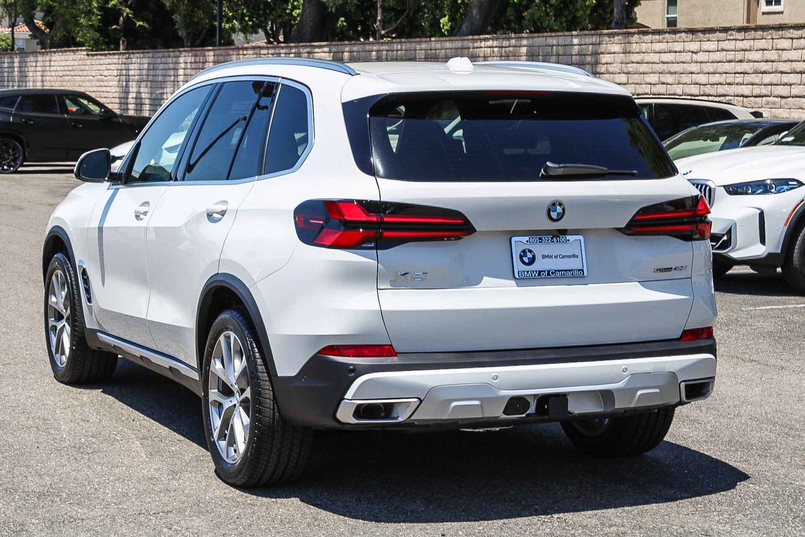 New 2026 Alpine White BMW sDrive40i image 4