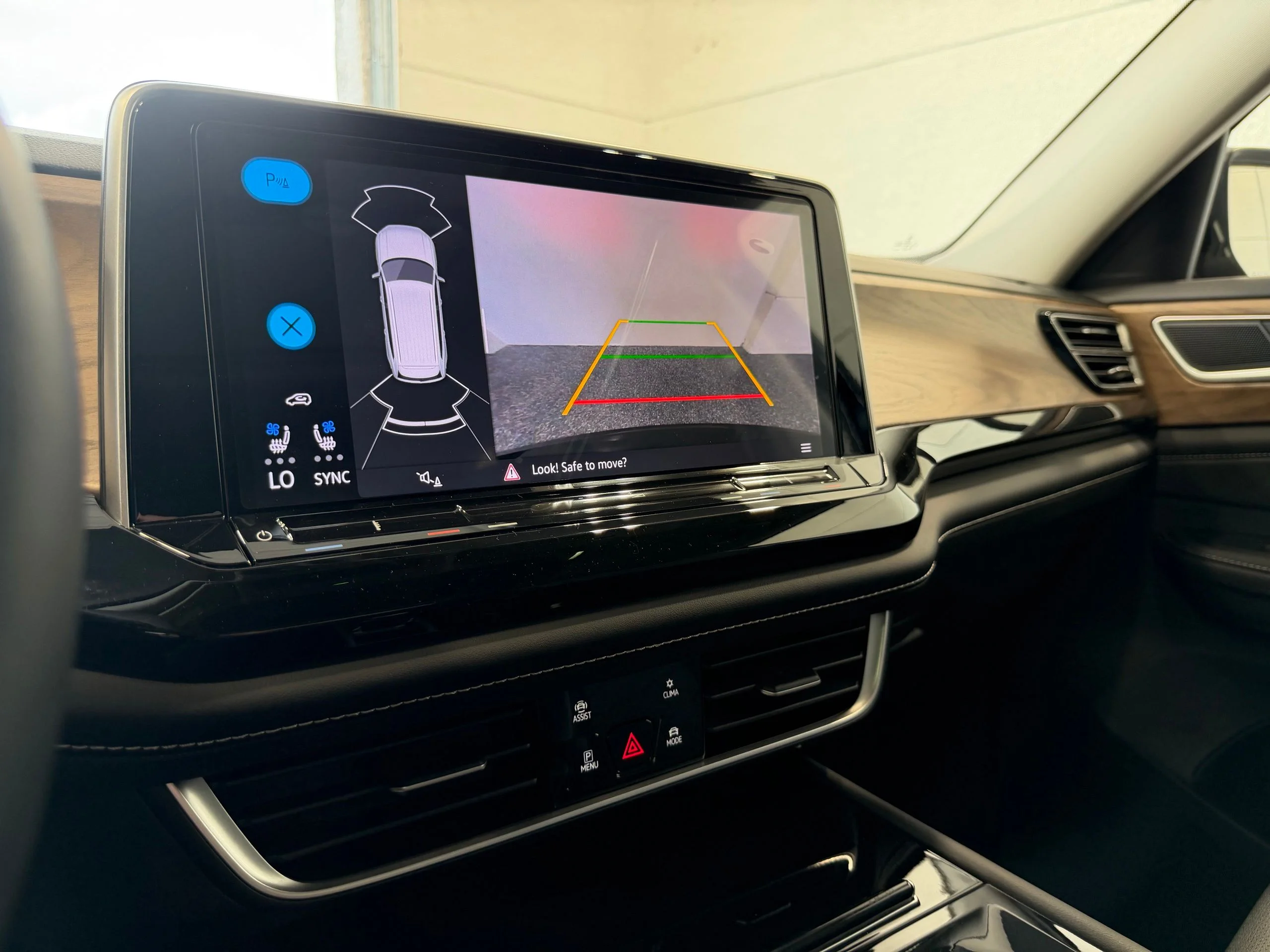 New 2026 Black Volkswagen 2.0T SE w/Technology image 51