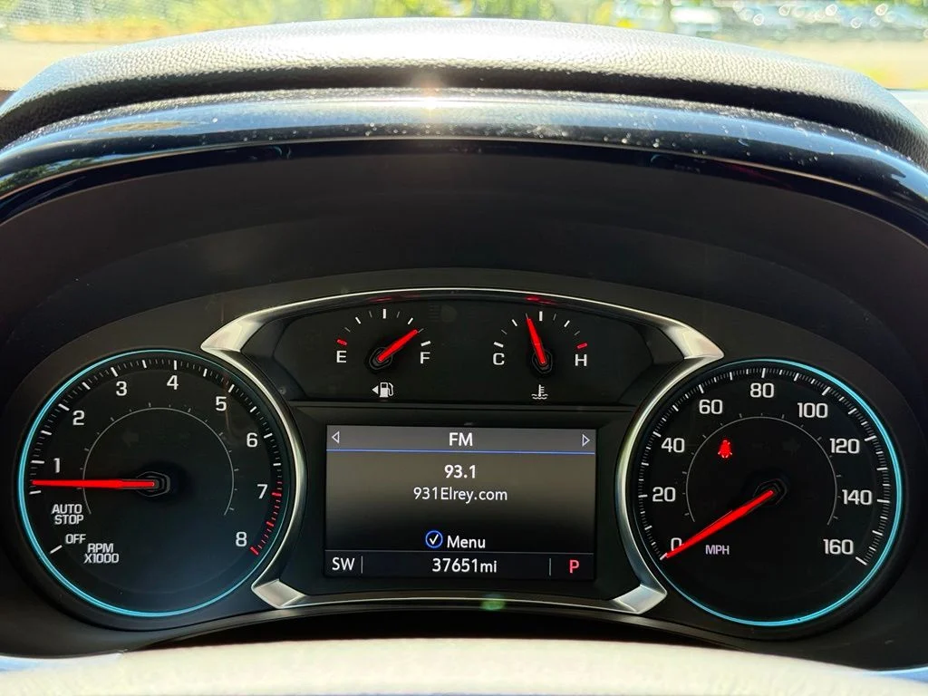 Used 2023 White Chevrolet RS image 29