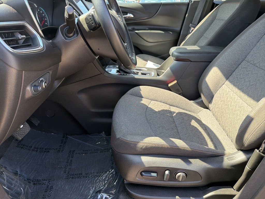 Used 2024 Gray Chevrolet LT image 21