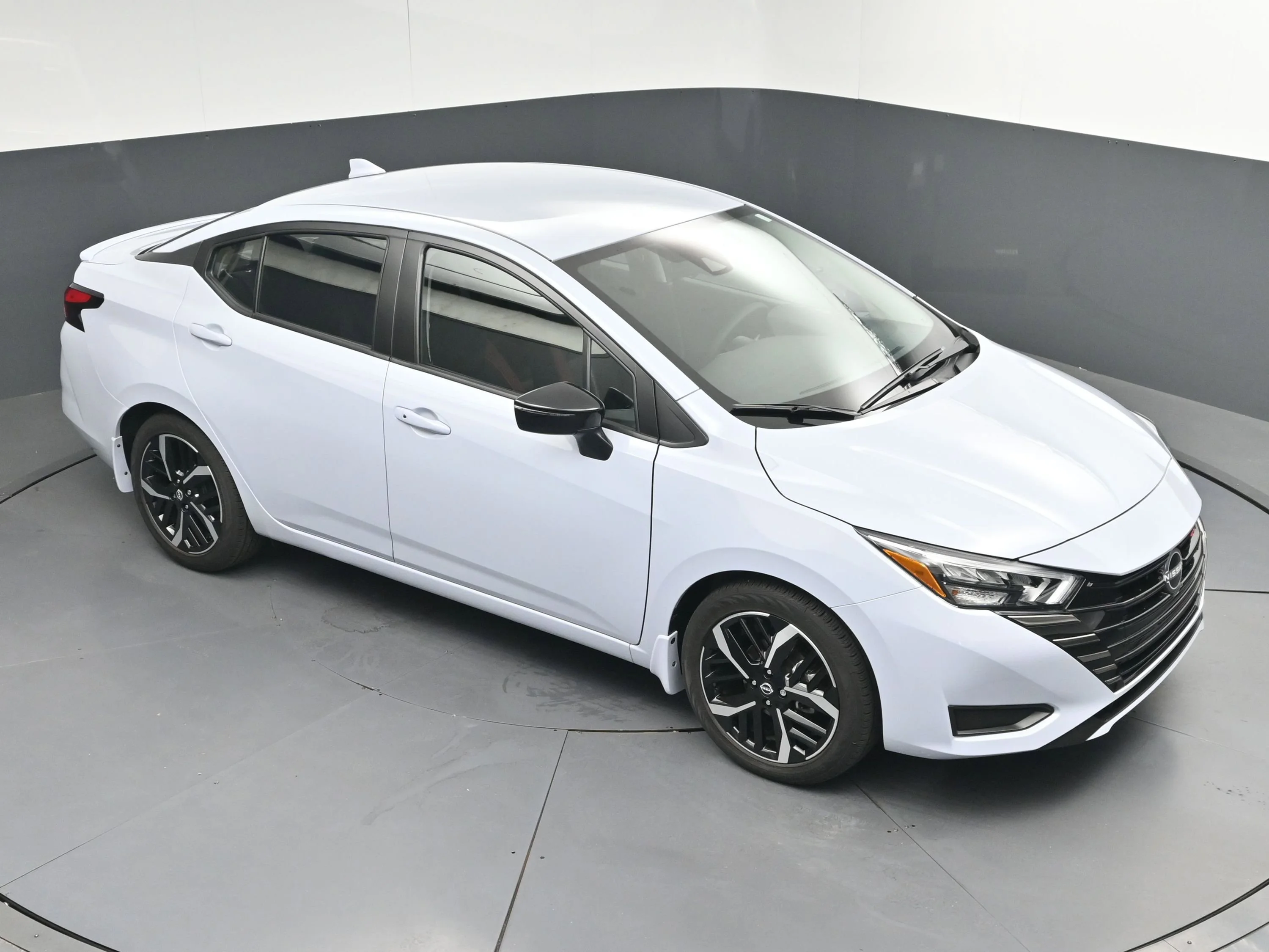 Certified Used 2025 Gray Sky Pearl Nissan SR image 30
