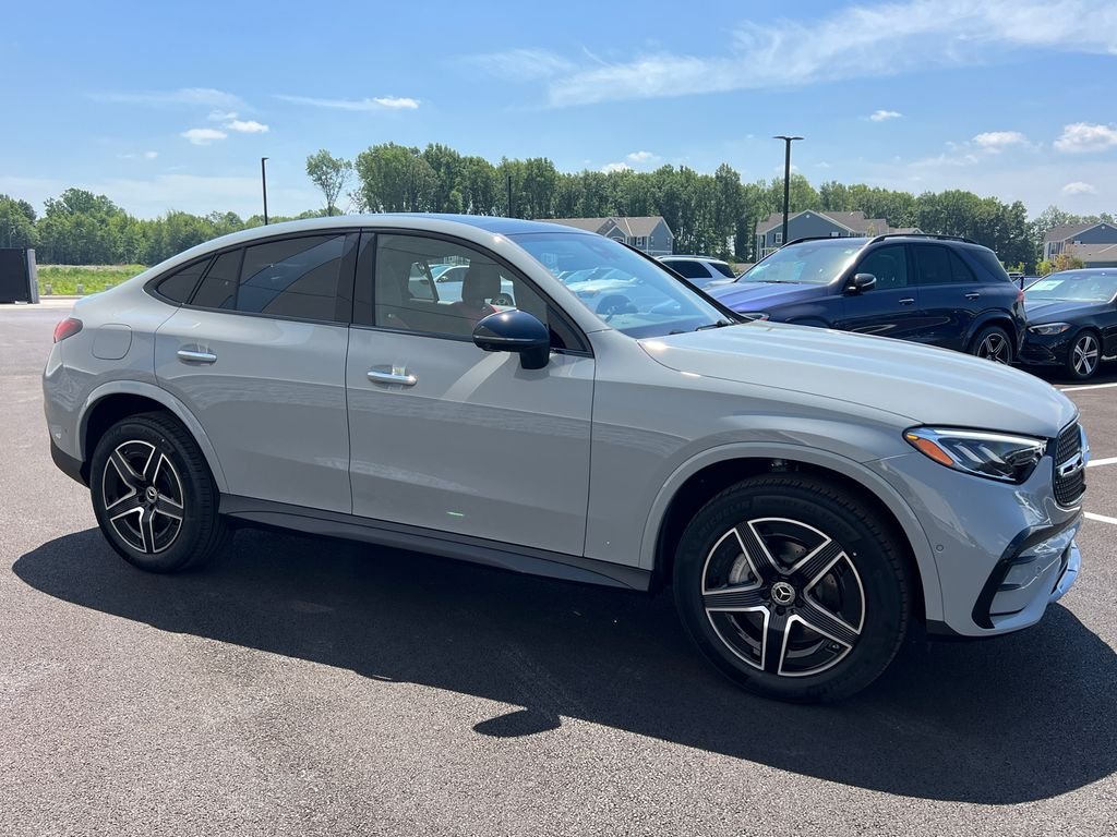 New 2026 MANUFAKTUR Alpine Grey Mercedes-Benz GLC300 image 2
