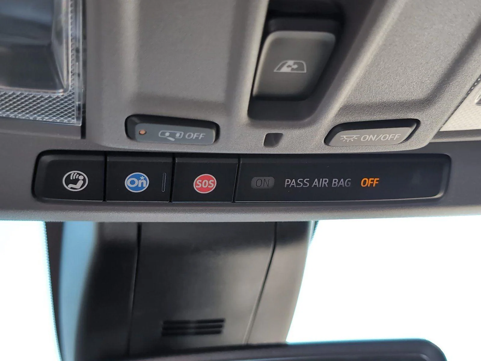 Used 2019 SATIN STEEL METALLIC GMC SLT image 19