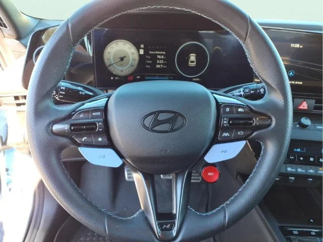 Used 2025 Blue Hyundai Base image 21