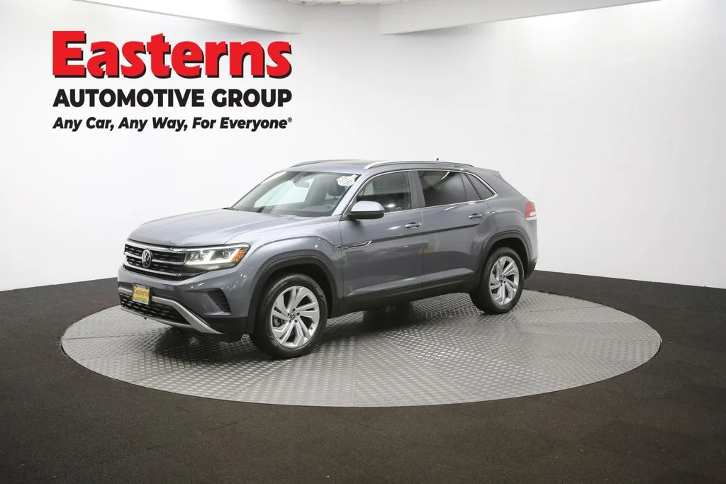Used 2021 Gray Volkswagen 2.0T SEL image 57