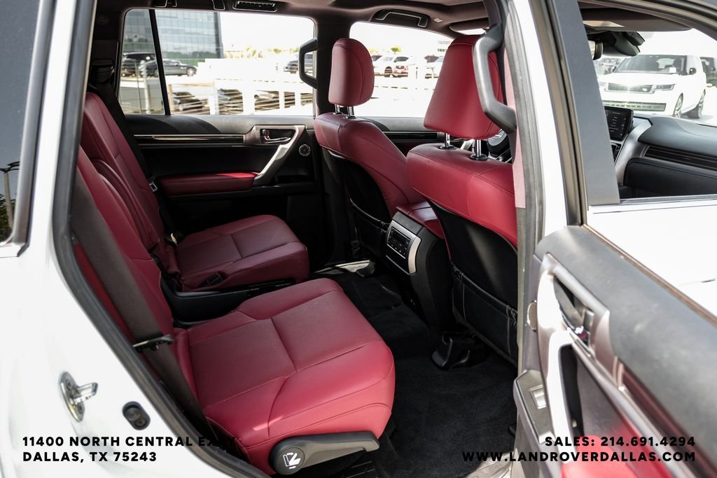 Used 2023 White Pearl Lexus 460 image 32