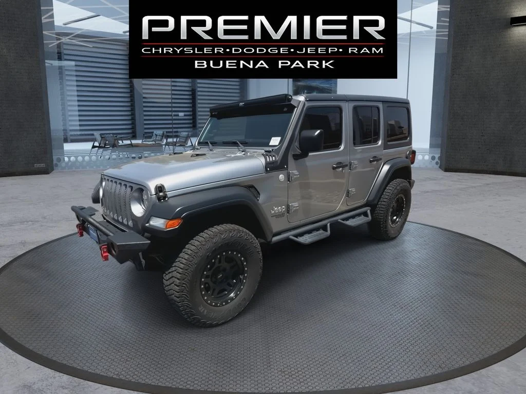 Certified Used 2019 Silver Jeep Unlimited Sport S image 4