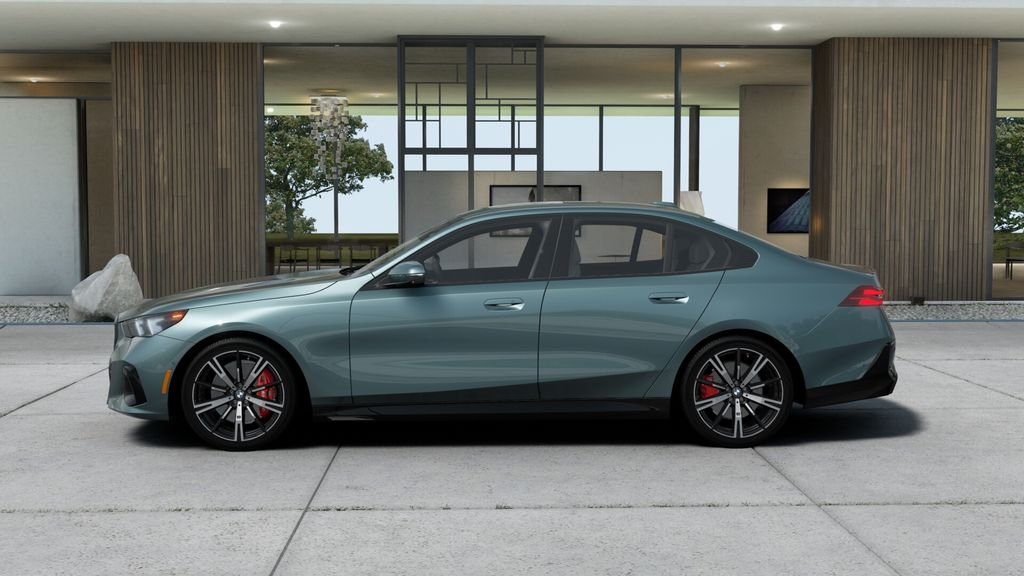 New 2027 Cape York Green Metallic BMW 530i image 4