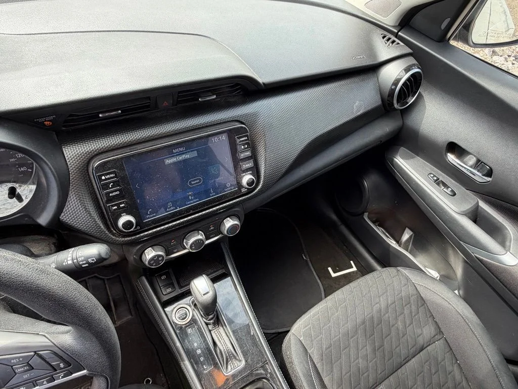 Used 2023 Red Nissan SV image 17