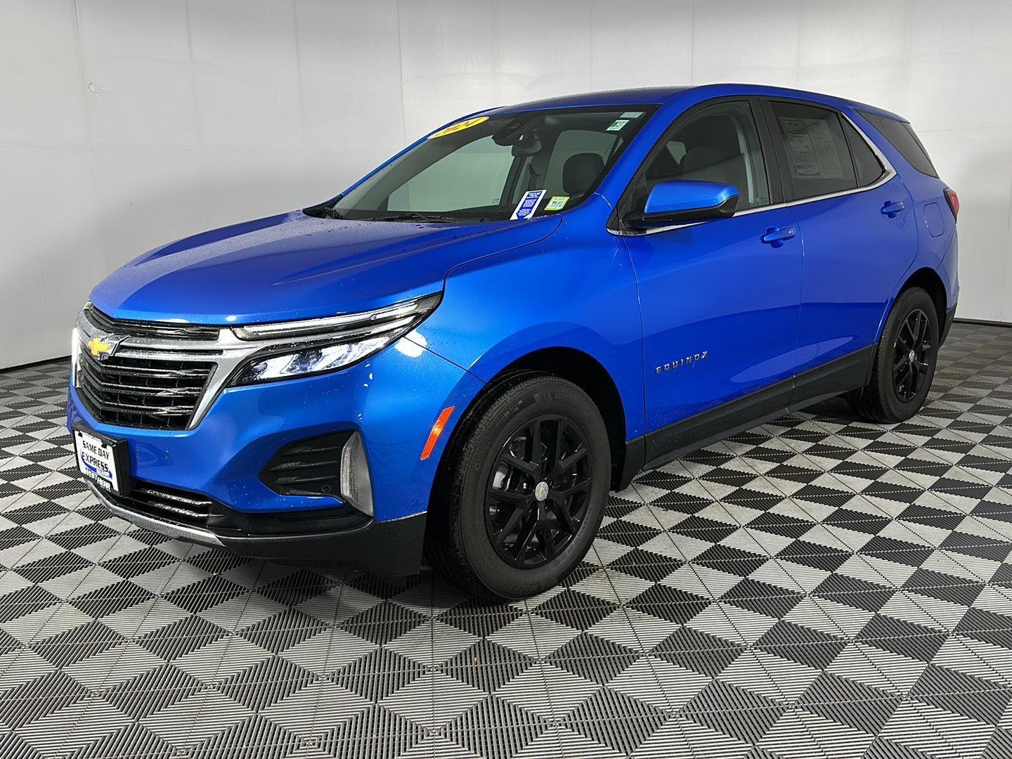 Used 2024 Riptide Blue Chevrolet LT image 3