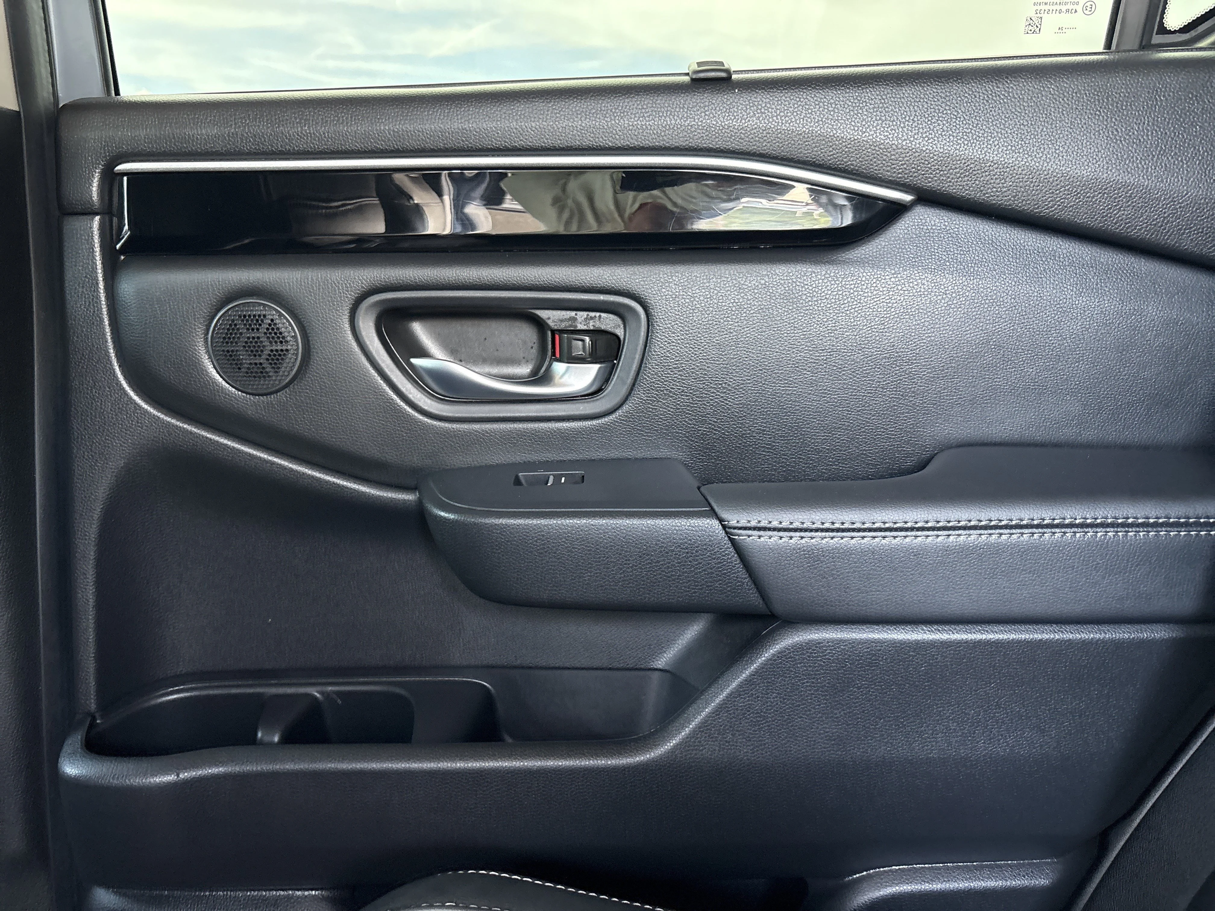 Used 2024 Sonic Gray Pearl Honda Touring image 19