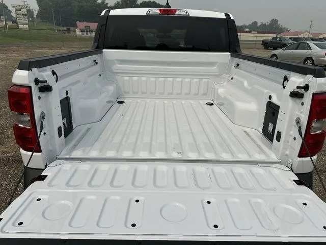 New 2026 Oxford White Ford XLT image 47