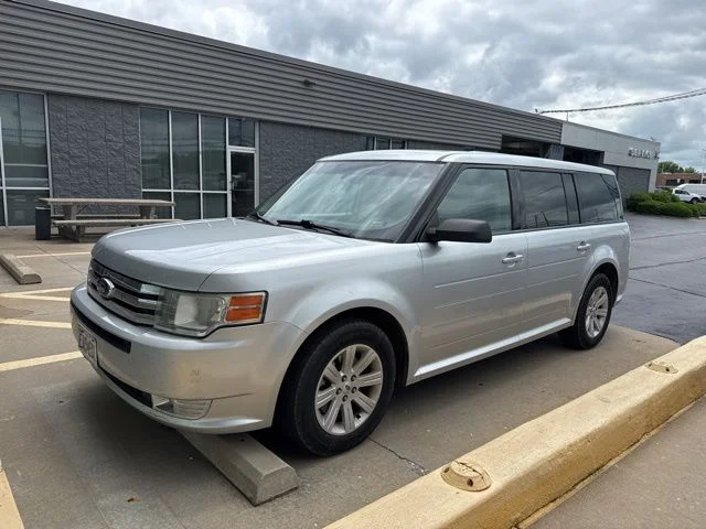 2011 Ford Flex SE FWD's photo