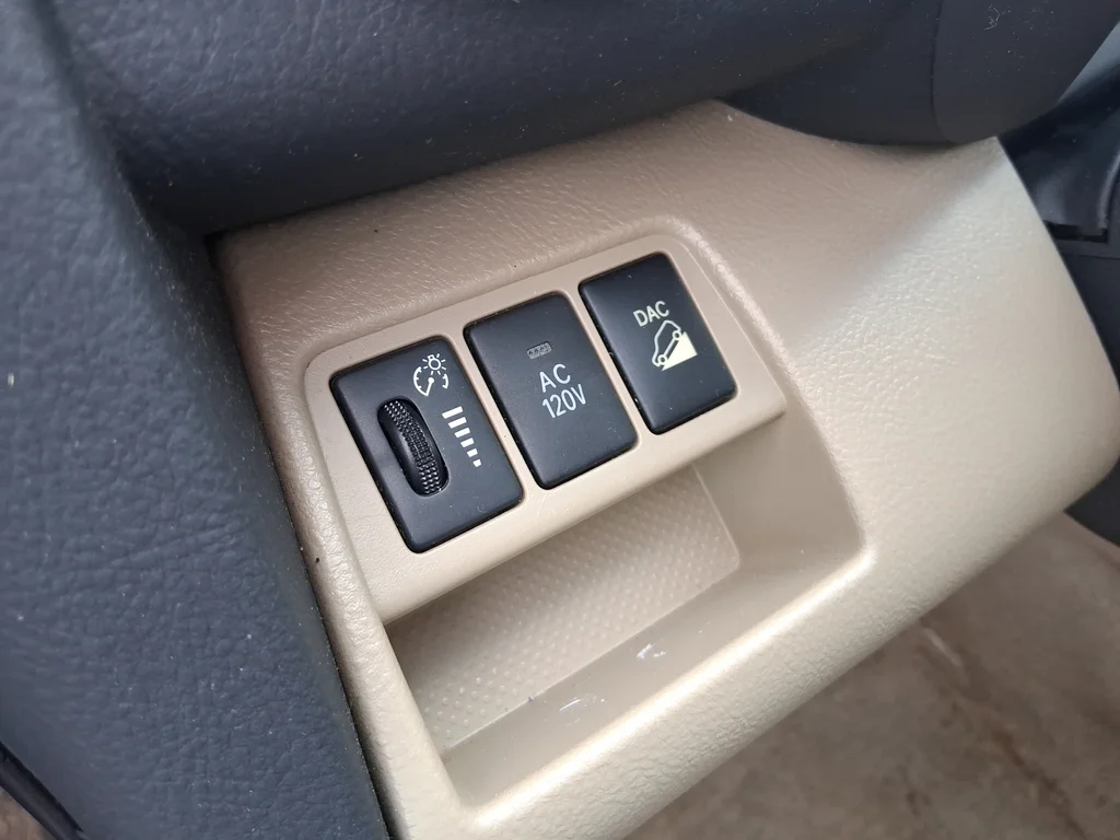 Used 2010 Brown Toyota Limited image 28