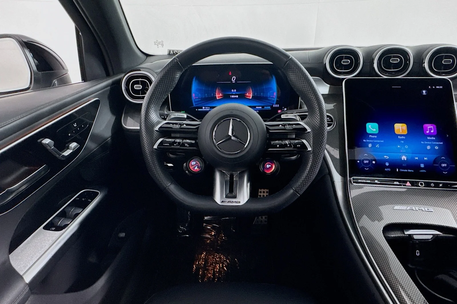 Certified Used 2025 Polar White Mercedes-Benz AMG® 43 image 5