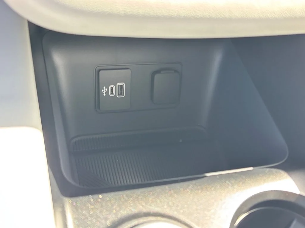 New 2027 Avalanche Gray Ford Platinum™ image 35