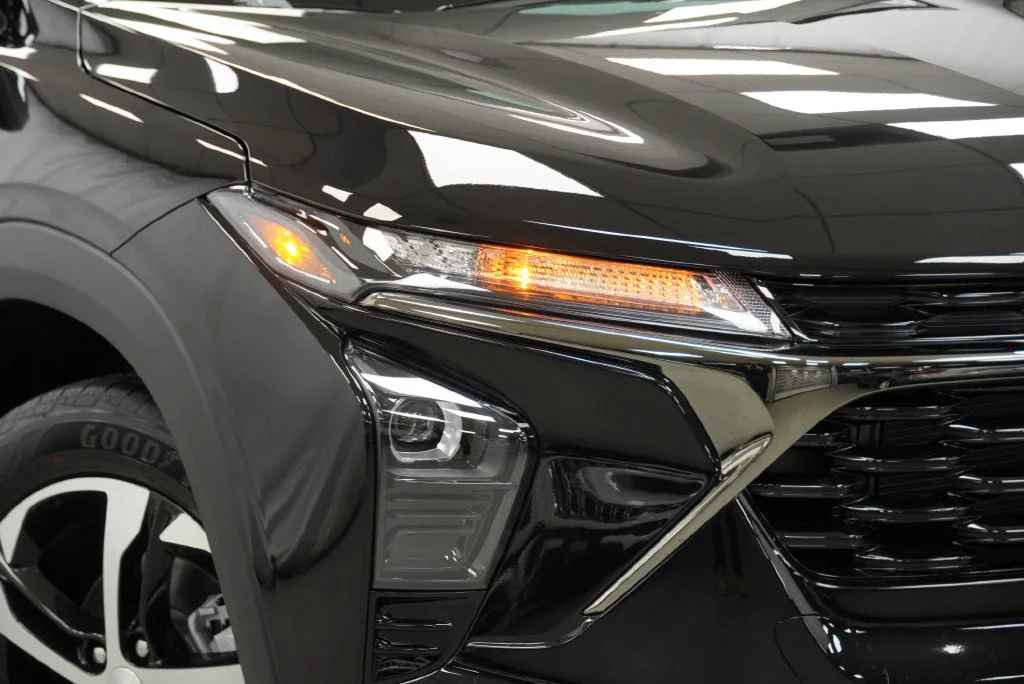 New 2026 Mosaic Black Metallic Chevrolet 1RS image 9
