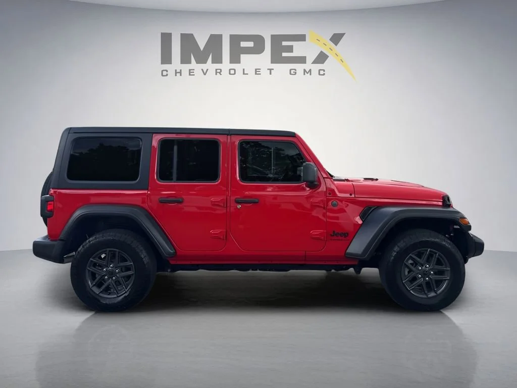 Used 2025 Red Jeep Sport S image 6
