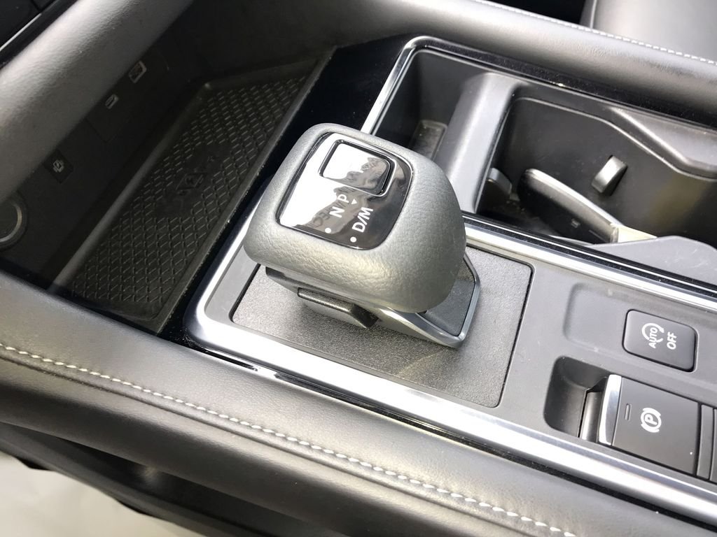 Used 2023 Blue Nissan SL image 20