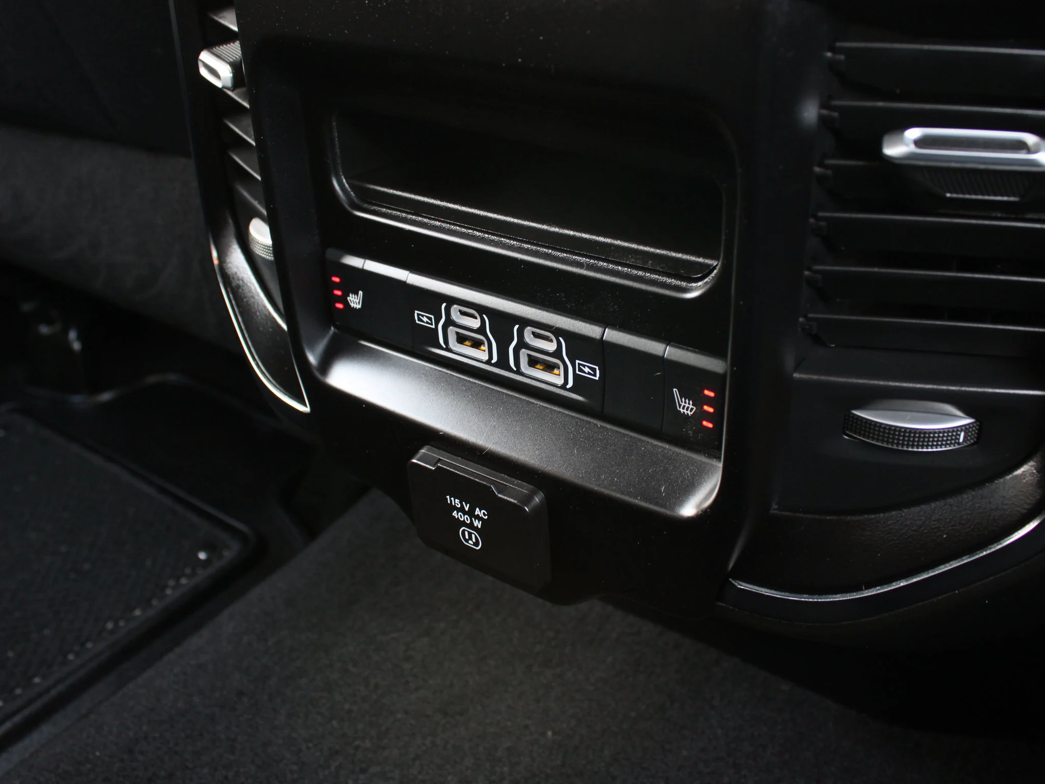 Certified Used 2025 Black RAM Limited* | Cummins Diesel | Night Edition | 5th Wheel & Gooseneck | Apple CarPlay image 20