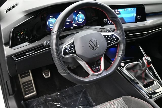 Used 2024 White Volkswagen S image 7