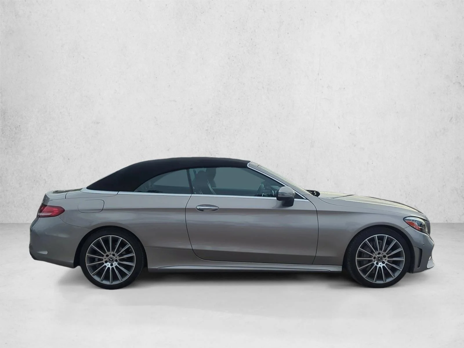 Used 2019 Mojave Silver Metallic Mercedes-Benz C 300 image 5