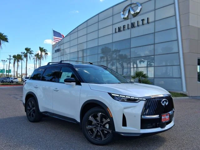 New 2027 2T RAD WHT INFINITI Autograph AWD image 1