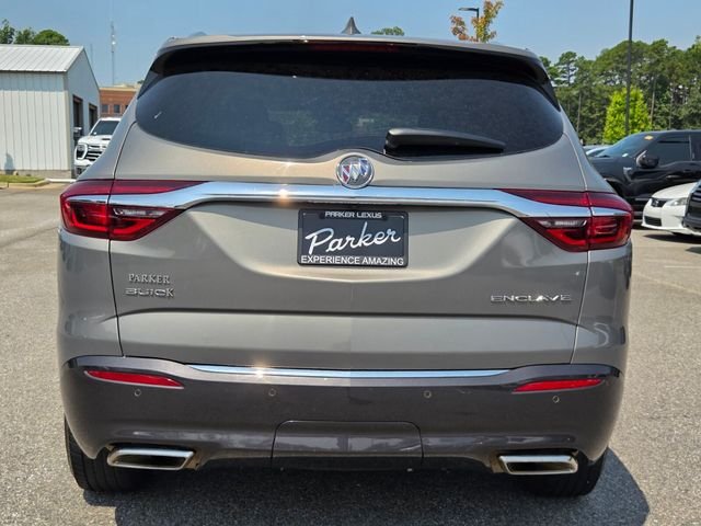 Used 2018  Buick Premium Group image 4