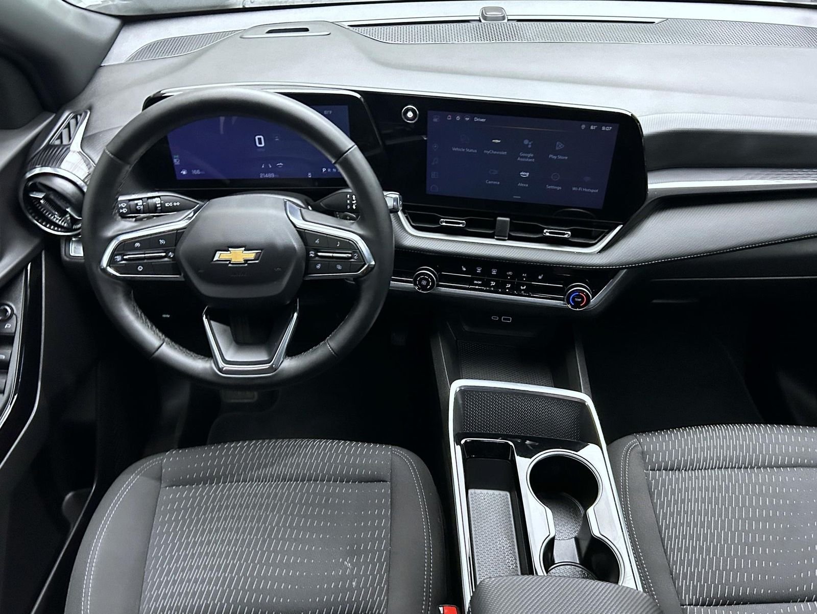 Used 2025 Gray Chevrolet LT image 14